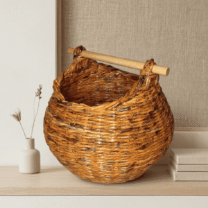 antik barna fonott kosár fa fogantyúval